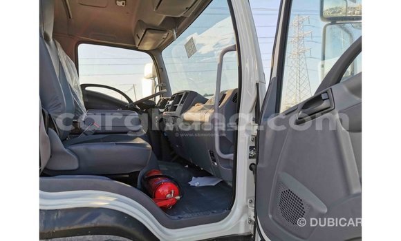 Buy Import Isuzu Rodeo White Car in Import - Dubai in Ashanti Buy Import Isuzu Rodeo White Car in Import - Dubai in Ashanti