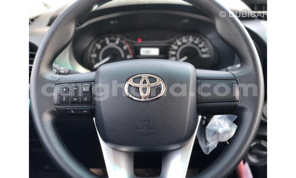 Buy Import Toyota Hilux White Car in Import - Dubai in Ashanti Buy Import Toyota Hilux White Car in Import - Dubai in Ashanti