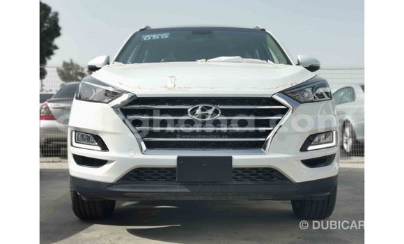 Sayi Imported Hyundai Tucson White Mota in Import - Dubai a Ashanti Sayi Imported Hyundai Tucson White Mota in Import - Dubai a Ashanti