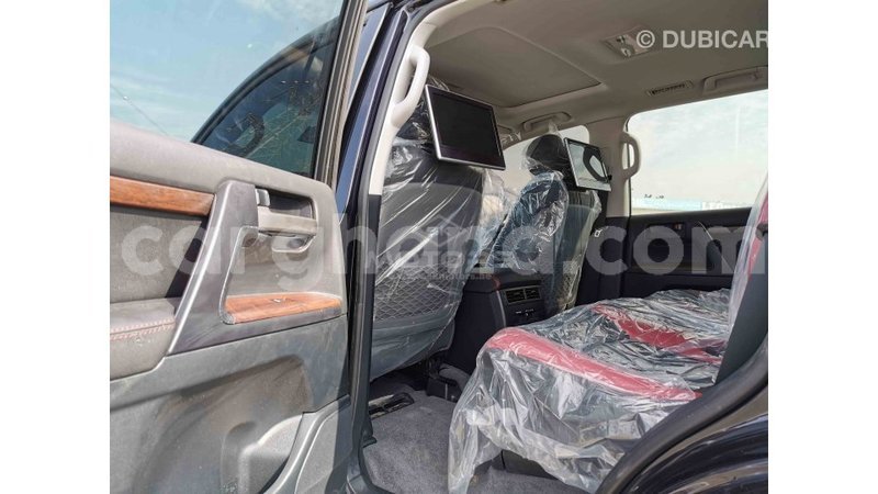 Big with watermark toyota land cruiser ashanti import dubai 23085