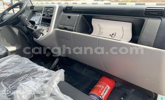 Ra Imported Mitsubishi i funfun Ọkọ̀ in Import - Dubai ni Ashanti Ra Imported Mitsubishi i funfun Ọkọ̀ in Import - Dubai ni Ashanti