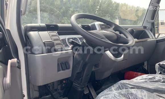 Ra Imported Mitsubishi i funfun Ọkọ̀ in Import - Dubai ni Ashanti Ra Imported Mitsubishi i funfun Ọkọ̀ in Import - Dubai ni Ashanti