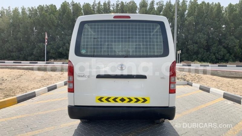 Big with watermark toyota hiace ashanti import dubai 23113