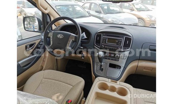 Ra Imported Hyundai Accent funfun Ọkọ̀ in Import - Dubai ni Ashanti Ra Imported Hyundai Accent funfun Ọkọ̀ in Import - Dubai ni Ashanti