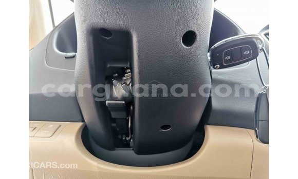 Ra Imported Hyundai Accent funfun Ọkọ̀ in Import - Dubai ni Ashanti Ra Imported Hyundai Accent funfun Ọkọ̀ in Import - Dubai ni Ashanti