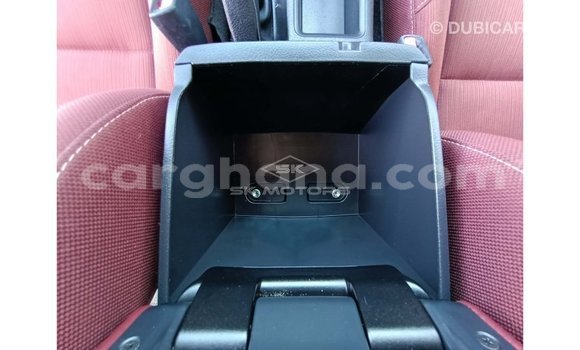 Ra Imported Toyota Hilux funfun Ọkọ̀ in Import - Dubai ni Ashanti Ra Imported Toyota Hilux funfun Ọkọ̀ in Import - Dubai ni Ashanti