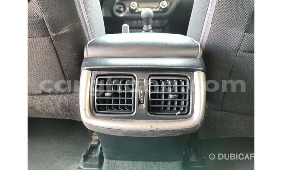 Sayi Imported Toyota Hilux White Mota in Import - Dubai a Ashanti Sayi Imported Toyota Hilux White Mota in Import - Dubai a Ashanti