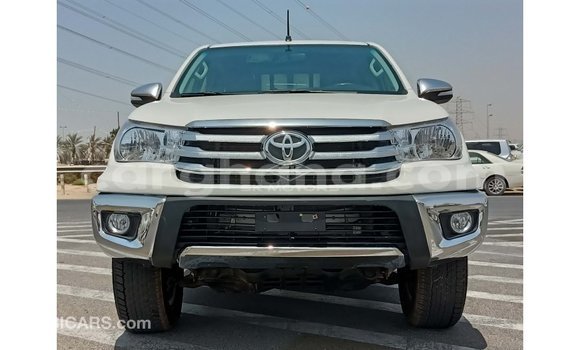 Buy Import Toyota Hilux White Car in Import - Dubai in Ashanti Buy Import Toyota Hilux White Car in Import - Dubai in Ashanti