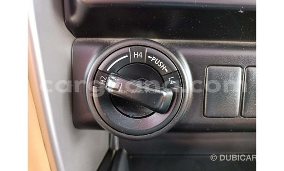 Sayi Imported Toyota Fortuner White Mota in Import - Dubai a Ashanti Sayi Imported Toyota Fortuner White Mota in Import - Dubai a Ashanti