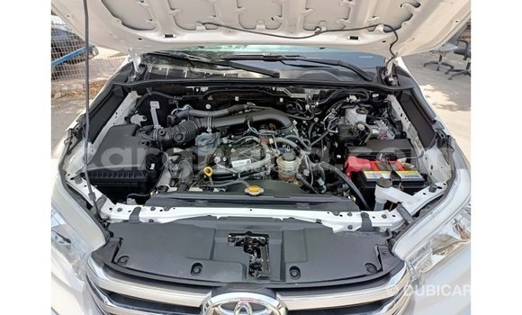 Buy Import Toyota Hilux White Car in Import - Dubai in Ashanti Buy Import Toyota Hilux White Car in Import - Dubai in Ashanti