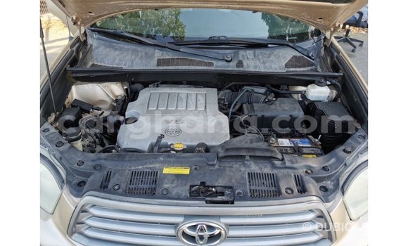 Sayi Imported Toyota Highlander Sauran Mota in Import - Dubai a Ashanti Sayi Imported Toyota Highlander Sauran Mota in Import - Dubai a Ashanti