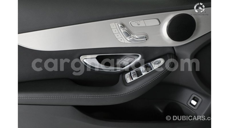 Big with watermark mercedes benz a200 ashanti import dubai 23174