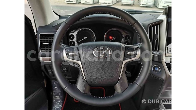 Big with watermark toyota land cruiser ashanti import dubai 23175