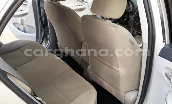 Sayi Na hannu Toyota Corolla Azurfa Mota in Accra a Greater Accra Sayi Na hannu Toyota Corolla Azurfa Mota in Accra a Greater Accra