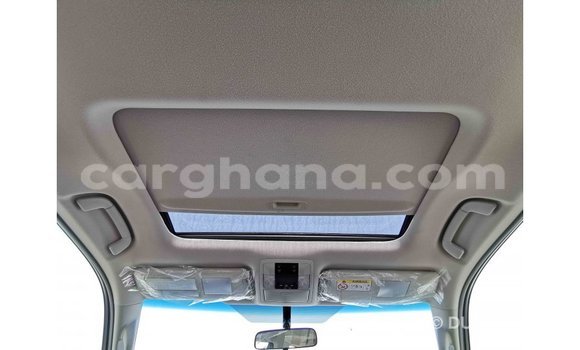 Sayi Imported Toyota Prado White Mota in Import - Dubai a Ashanti Sayi Imported Toyota Prado White Mota in Import - Dubai a Ashanti