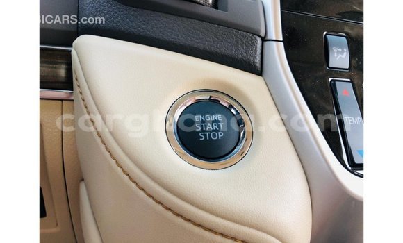 Ra Imported Toyota Land Cruiser funfun Ọkọ̀ in Import - Dubai ni Ashanti Ra Imported Toyota Land Cruiser funfun Ọkọ̀ in Import - Dubai ni Ashanti