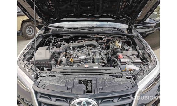 Sayi Imported Toyota Fortuner Black Mota in Import - Dubai a Ashanti Sayi Imported Toyota Fortuner Black Mota in Import - Dubai a Ashanti