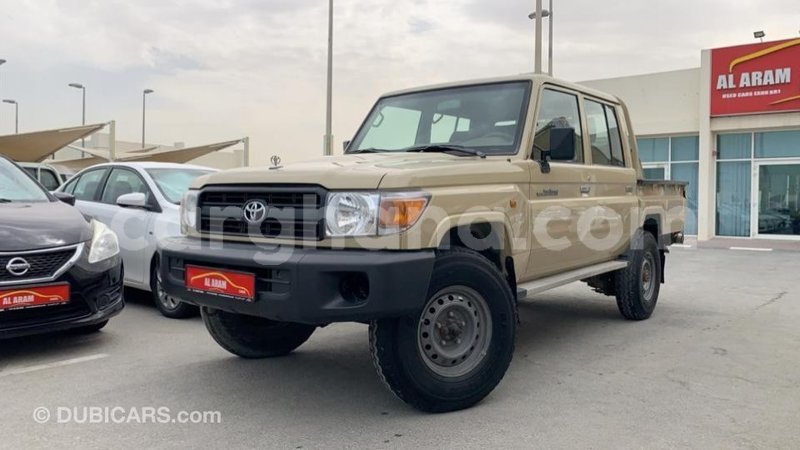 Big with watermark toyota land cruiser ashanti import dubai 23215