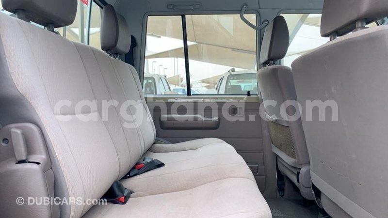 Big with watermark toyota land cruiser ashanti import dubai 23215