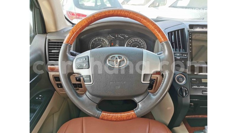 Big with watermark toyota land cruiser ashanti import dubai 23223