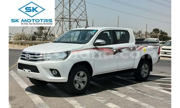 Buy Import Toyota Hilux White Car in Import - Dubai in Ashanti Buy Import Toyota Hilux White Car in Import - Dubai in Ashanti