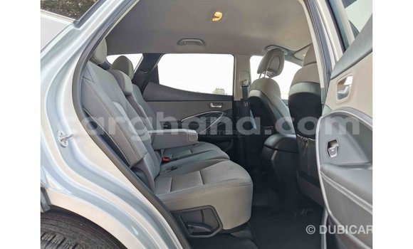 Buy Import Hyundai Santa Fe Other Car in Import - Dubai in Ashanti Buy Import Hyundai Santa Fe Other Car in Import - Dubai in Ashanti