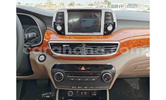 Sayi Imported Hyundai Tucson White Mota in Import - Dubai a Ashanti Sayi Imported Hyundai Tucson White Mota in Import - Dubai a Ashanti
