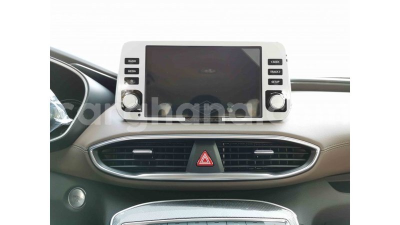 Big with watermark hyundai santa fe ashanti import dubai 23280