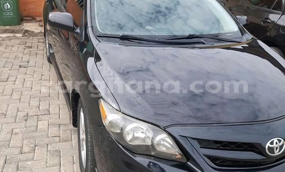 Sayi Na hannu Toyota Corolla Azurfa Mota in Berekum a Brong-Ahafo