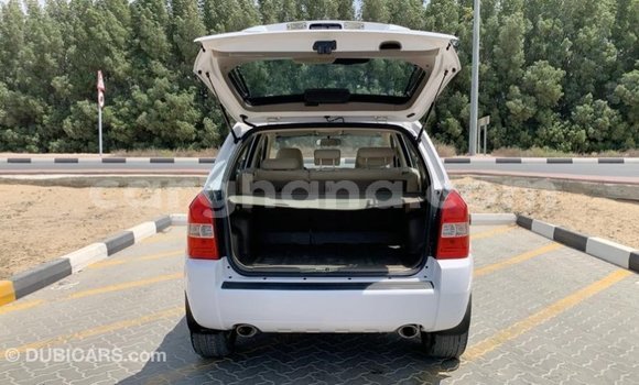 Sayi Imported Hyundai Tucson White Mota in Import - Dubai a Ashanti Sayi Imported Hyundai Tucson White Mota in Import - Dubai a Ashanti
