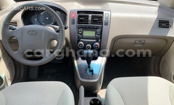 Sayi Imported Hyundai Tucson White Mota in Import - Dubai a Ashanti Sayi Imported Hyundai Tucson White Mota in Import - Dubai a Ashanti