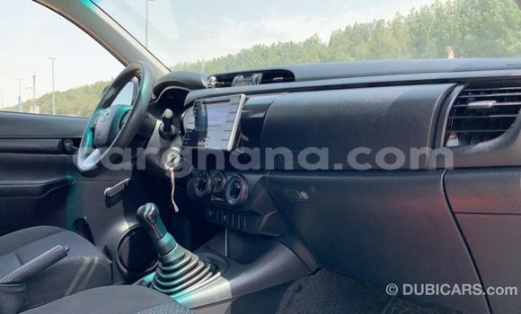 Buy Import Toyota Hilux White Car in Import - Dubai in Ashanti Buy Import Toyota Hilux White Car in Import - Dubai in Ashanti