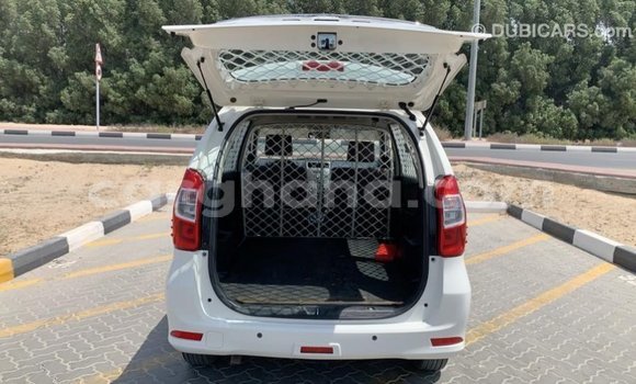 Sayi Imported Toyota Avanza White Mota in Import - Dubai a Ashanti Sayi Imported Toyota Avanza White Mota in Import - Dubai a Ashanti