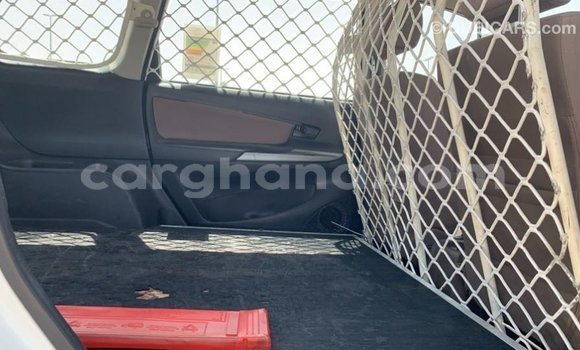 Sayi Imported Toyota Avanza White Mota in Import - Dubai a Ashanti Sayi Imported Toyota Avanza White Mota in Import - Dubai a Ashanti