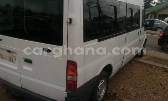 Buy Import FORD MUSTANG White Car in Accra in Greater Accra Buy Import FORD MUSTANG White Car in Accra in Greater Accra