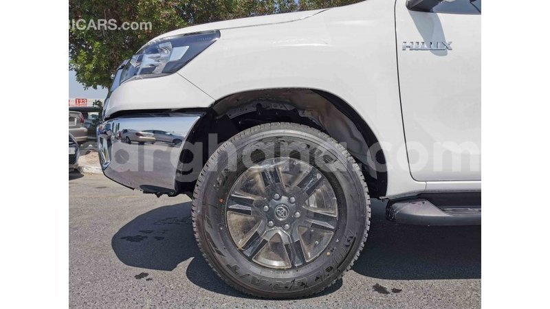 Big with watermark toyota hilux ashanti import dubai 23325