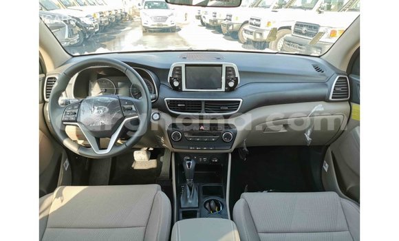 Buy Import Hyundai Tucson White Car in Import - Dubai in Ashanti Buy Import Hyundai Tucson White Car in Import - Dubai in Ashanti