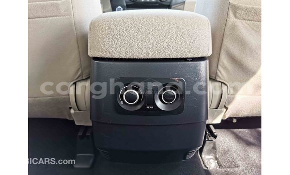 Sayi Imported Mitsubishi Pajero White Mota in Import - Dubai a Ashanti Sayi Imported Mitsubishi Pajero White Mota in Import - Dubai a Ashanti