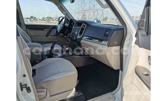 Buy Import Mitsubishi Pajero White Car in Import - Dubai in Ashanti Buy Import Mitsubishi Pajero White Car in Import - Dubai in Ashanti