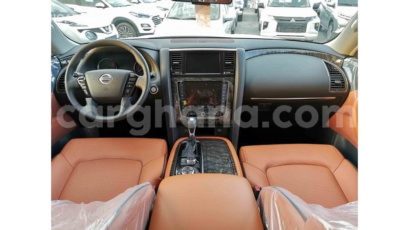 Big with watermark nissan patrol ashanti import dubai 23373