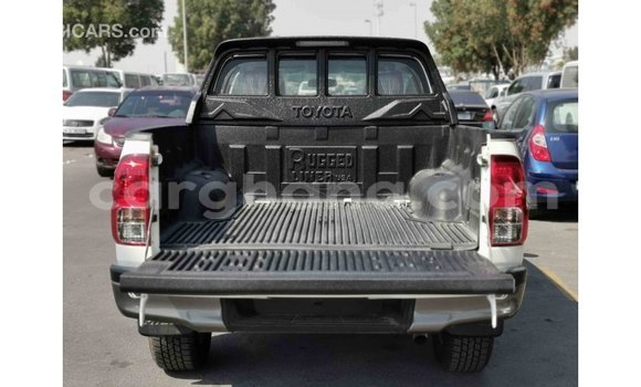 Buy Import Toyota Hilux White Car in Import - Dubai in Ashanti Buy Import Toyota Hilux White Car in Import - Dubai in Ashanti