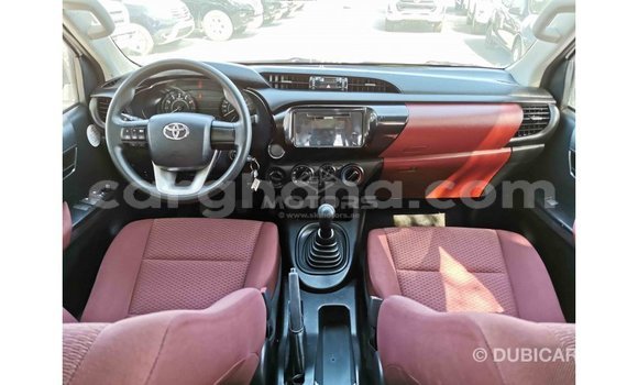 Sayi Imported Toyota Hilux White Mota in Import - Dubai a Ashanti Sayi Imported Toyota Hilux White Mota in Import - Dubai a Ashanti