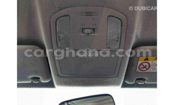 Sayi Imported Toyota Hilux White Mota in Import - Dubai a Ashanti Sayi Imported Toyota Hilux White Mota in Import - Dubai a Ashanti