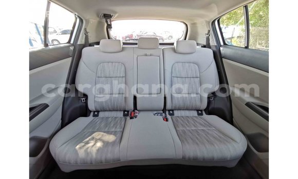 Sayi Imported Kia Sportage White Mota in Import - Dubai a Ashanti Sayi Imported Kia Sportage White Mota in Import - Dubai a Ashanti