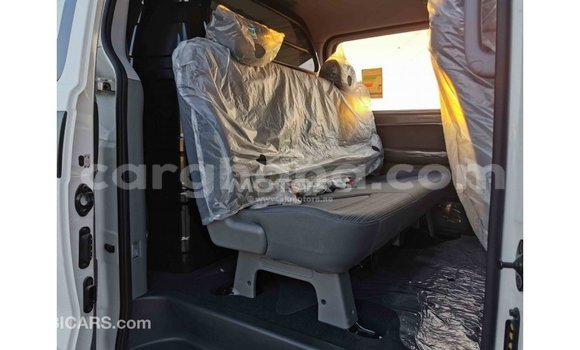 Ra Imported Hyundai Cargo funfun Ọkọ̀ in Import - Dubai ni Ashanti Ra Imported Hyundai Cargo funfun Ọkọ̀ in Import - Dubai ni Ashanti