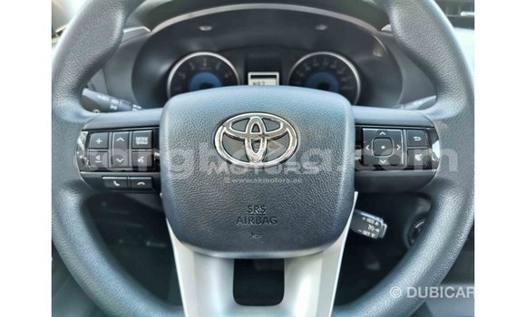 Ra Imported Toyota Hilux Black Ọkọ̀ in Import - Dubai ni Ashanti Ra Imported Toyota Hilux Black Ọkọ̀ in Import - Dubai ni Ashanti
