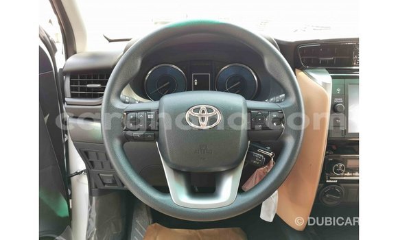 Buy Import Toyota Fortuner White Car in Import - Dubai in Ashanti Buy Import Toyota Fortuner White Car in Import - Dubai in Ashanti