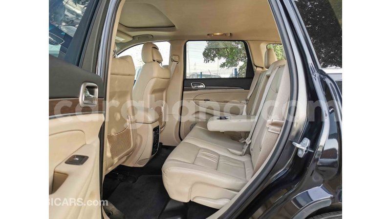 Big with watermark jeep grand cherokee ashanti import dubai 23442