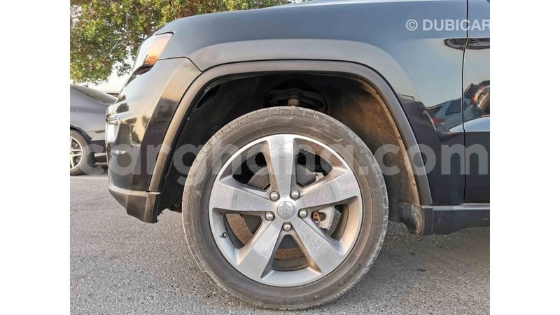 Big with watermark jeep grand cherokee ashanti import dubai 23442