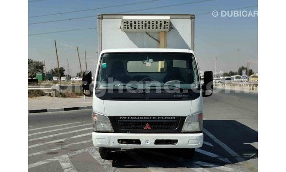 Sayi Imported Mitsubishi Carisma White Mota in Import - Dubai a Ashanti Sayi Imported Mitsubishi Carisma White Mota in Import - Dubai a Ashanti